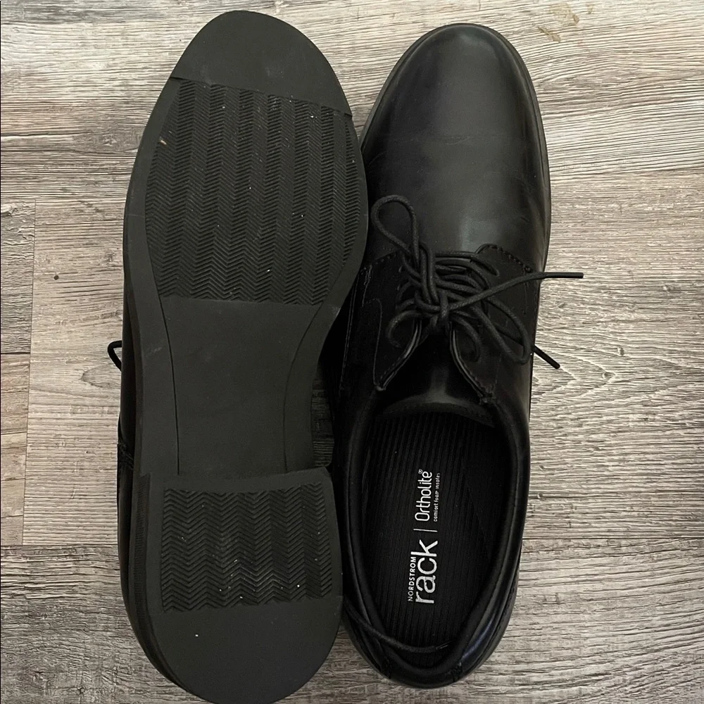 Nordstrom Rack Men's leather Classic Black Ortholite Oxfords